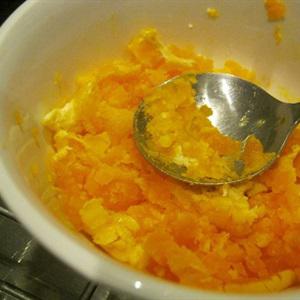 Cách làm tôm chiên trứng muối