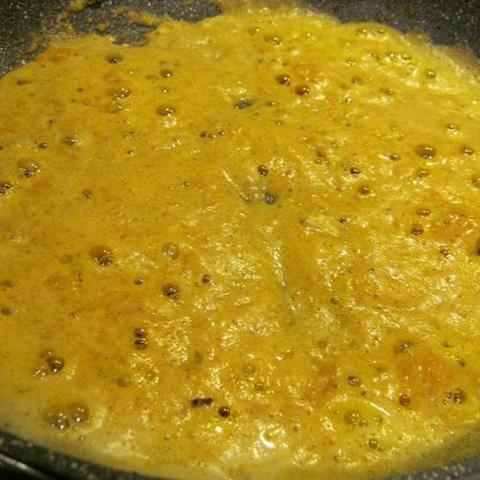 Cách làm tôm chiên trứng muối