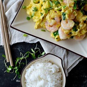 Cách làm tôm chiên trứng