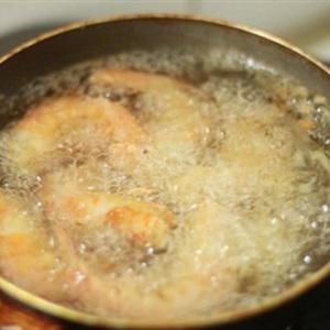 Cách làm tôm chiên xóc muối