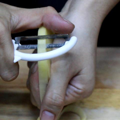 Cách làm tôm cuộn khoai tây chiên