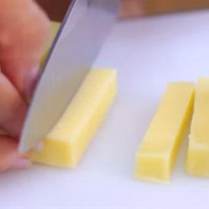 Cách làm tôm cuộn phô mai