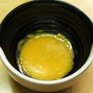 Cách làm tôm cuộn trứng gà