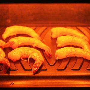 Cách làm tôm đút lò phô mai