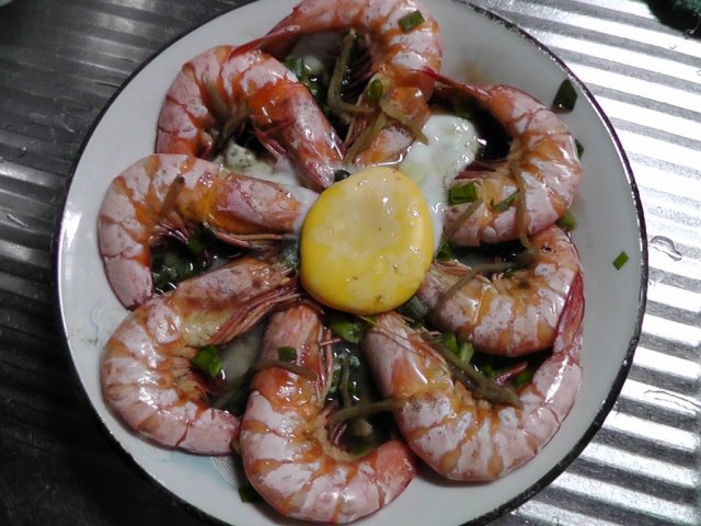 Tôm hấp dầu hào