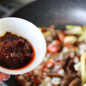 Cách làm tôm hùm đất rang sa tế