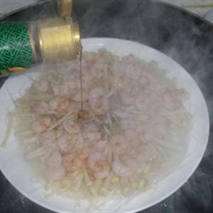 Cách làm tôm nấm trộn miến hấp nước tương