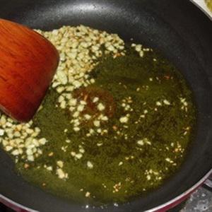 Cách làm tôm nấm trộn miến hấp nước tương