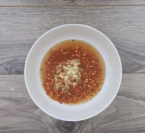 Tôm nõn xào bí ngồi cực dễ và cực nhanh