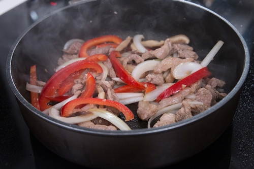 Tôm nõn xào đậu hũ đơn giản nhưng giàu chất dinh dưỡng