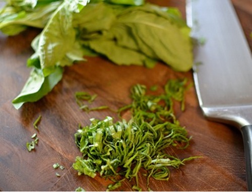 Tôm nướng sốt xoài thơm phức cả nhà cùng xuýt xoa