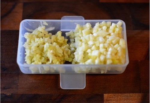 Tôm nướng sốt xoài thơm phức cả nhà cùng xuýt xoa