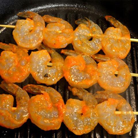 Cách làm tôm nướng xiên que