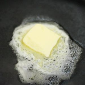 Cách làm tôm rang bơ tỏi