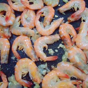 Cách làm tôm rang mặn ngọt