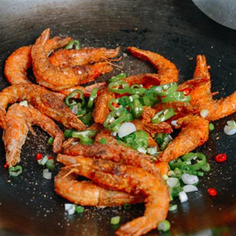 Cách làm tôm rang muối tiêu