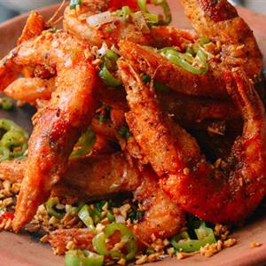 Cách làm tôm rang muối tiêu