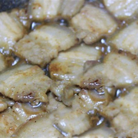 Cách làm tôm rang thịt ba chỉ