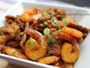 Tôm rang thịt ba chỉ