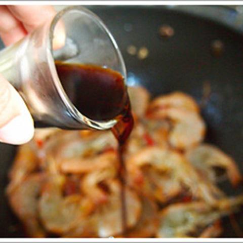 Cách làm tôm rim cay thơm