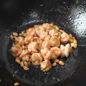 Cách làm tôm rim đậu phộng