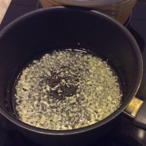 Cách làm tôm rim mặn ngọt