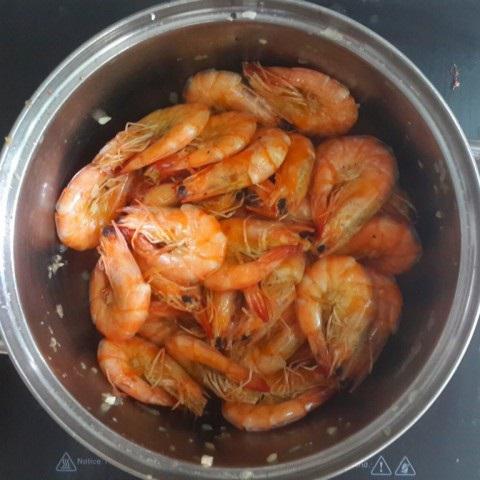 Cách làm tôm rim nước dừa