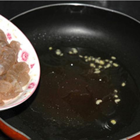 Cách làm tôm rim sa tế