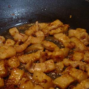 Cách làm tôm rim thịt ba chỉ