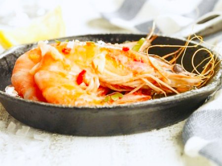 Tôm rim tỏi và nước mắm