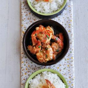 Cách làm tôm sú xào bơ tỏi