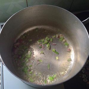 Cách làm tôm thịt kho măng