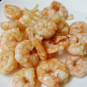 Cách làm tôm xào bí ngòi