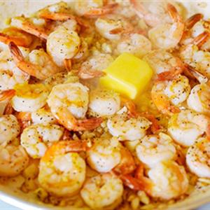 Cách làm tôm xào chua cay