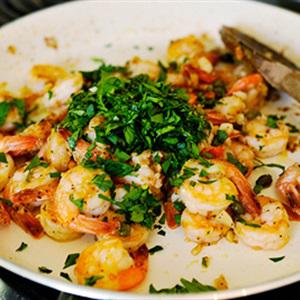 Cách làm tôm xào chua cay