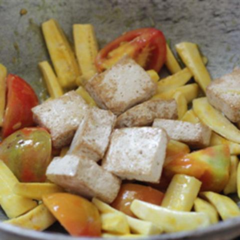 Cách làm tôm xào chuối đậu