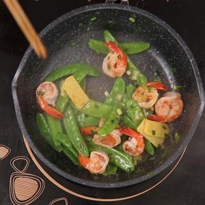 Cách làm tôm xào đậu Hà Lan
