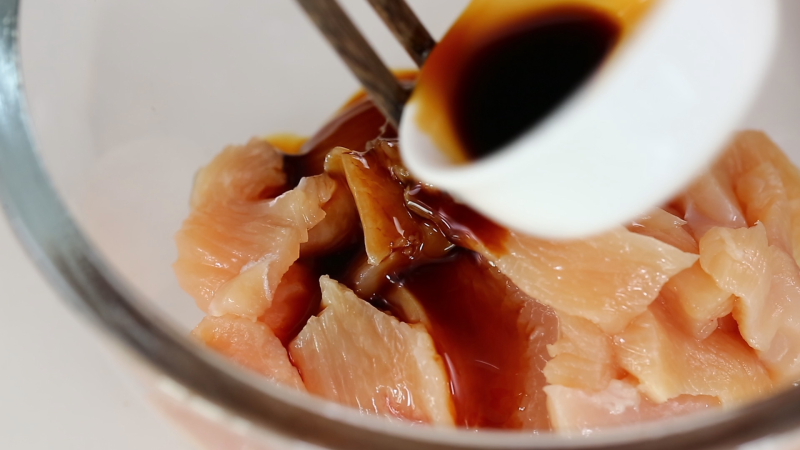 Tôm xào hành, gừng lạ miệng thơm nức mũi