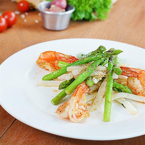 Cách làm tôm xào măng tây