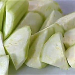 Cách làm tôm xào mướp hương