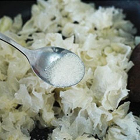 Cách làm tôm xào nấm tuyết