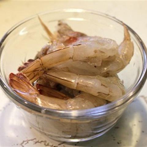 Cách làm tôm xào rau củ