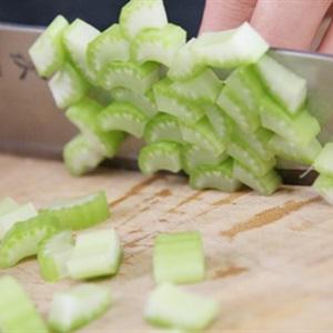 Cách làm tôm xào thập cẩm