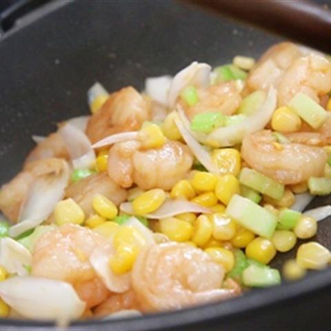 Cách làm tôm xào thập cẩm