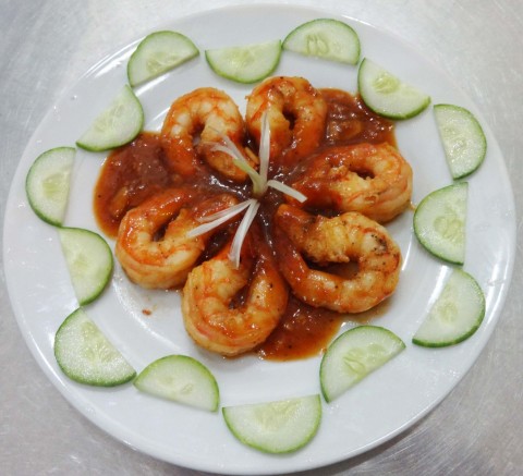 Tôm xào thập cẩm ngon đến lạ lùng