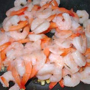 Cách làm tôm xào tỏi