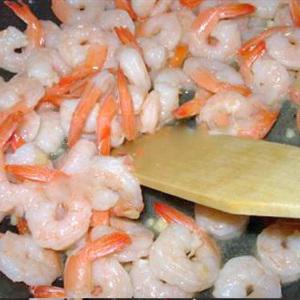 Cách làm tôm xào tỏi