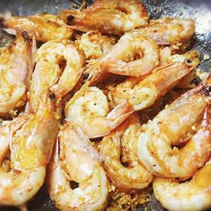 Cách làm tôm xóc tỏi