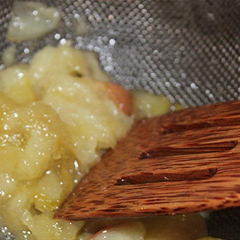 Cách làm trà đào mát lạnh