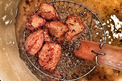 Trà sữa thạch sương sáo thơm ngon, uống vào là mát lạnh cả người